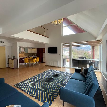 شقة Kyra Luxury Penthouse سِنايا المظهر الخارجي الصورة