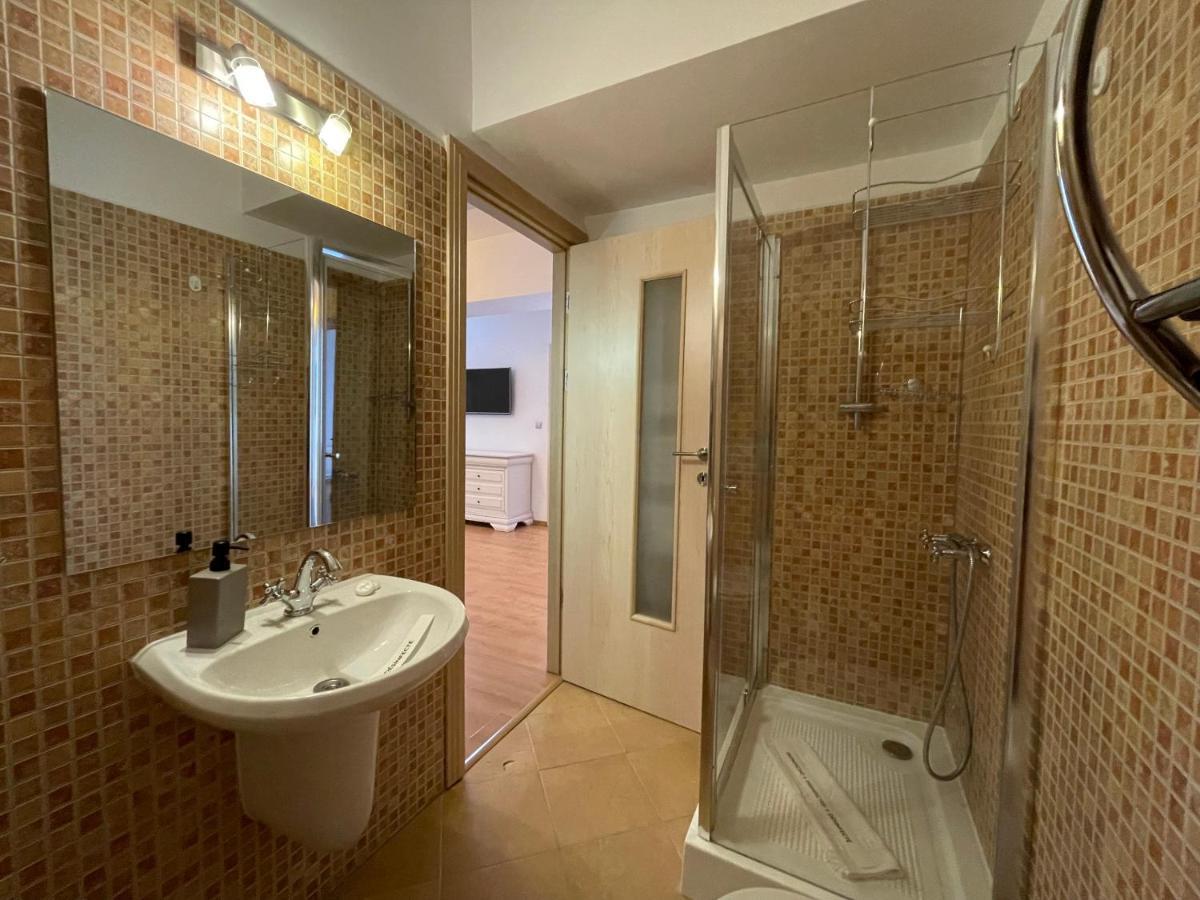 شقة Kyra Luxury Penthouse سِنايا المظهر الخارجي الصورة